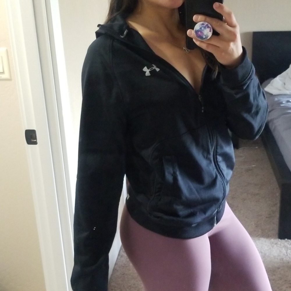 Underarmor zip up hoodie